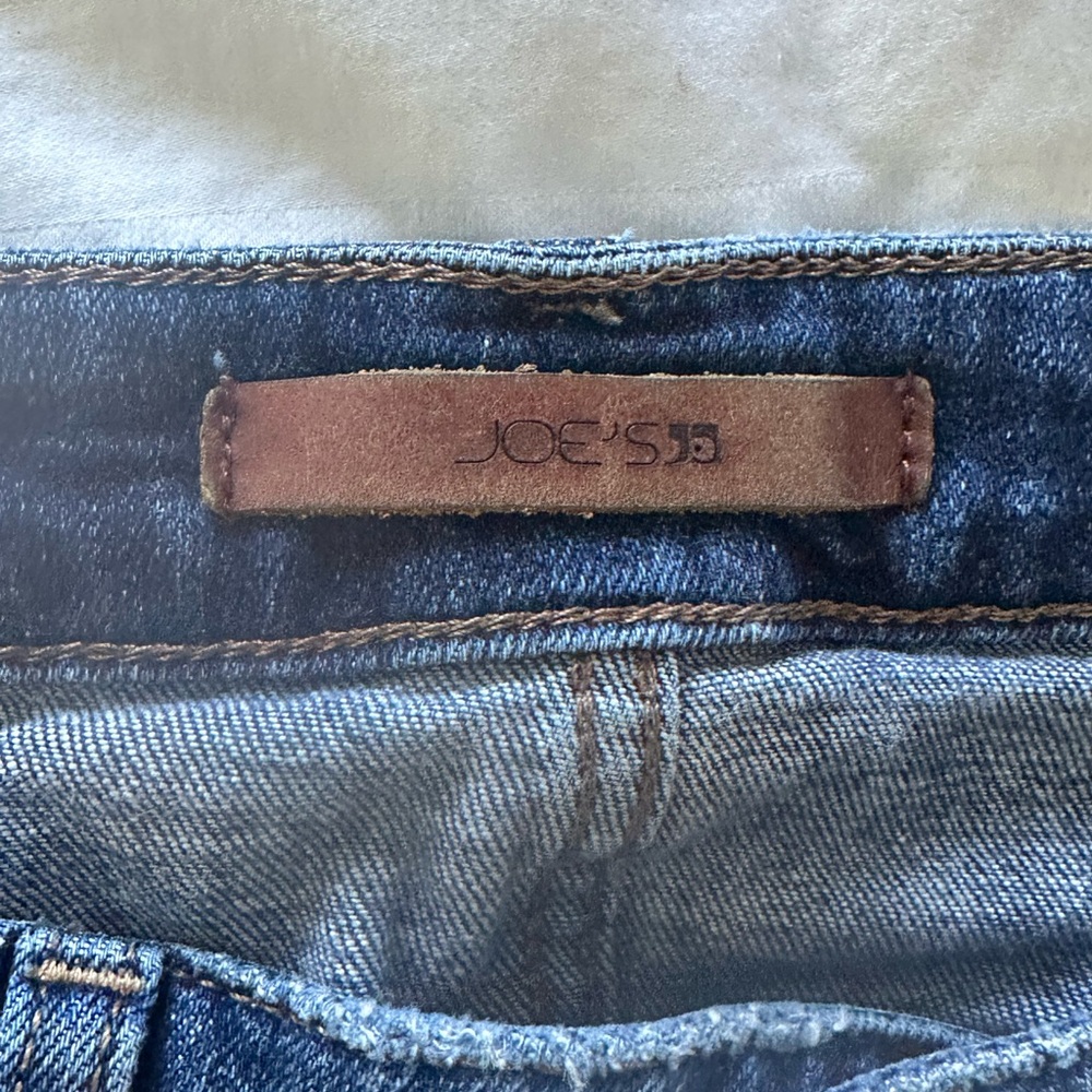 Joe’s Ripped Jeans - Picture 2 of 2